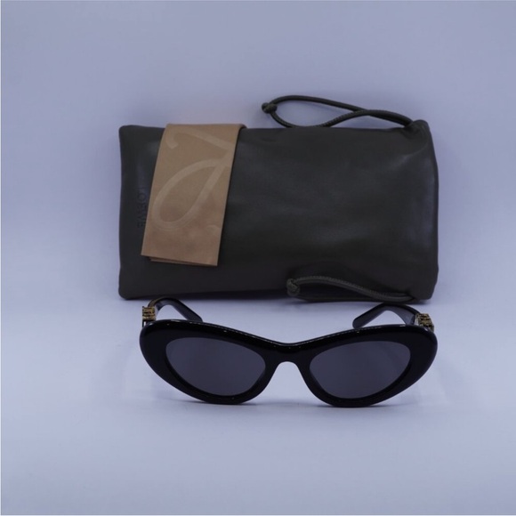 LOEWE Black Cateye Sunglasses with Gold Accents main image 10